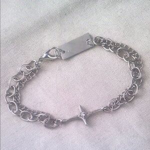 Elegant Silver Chain Bracelet